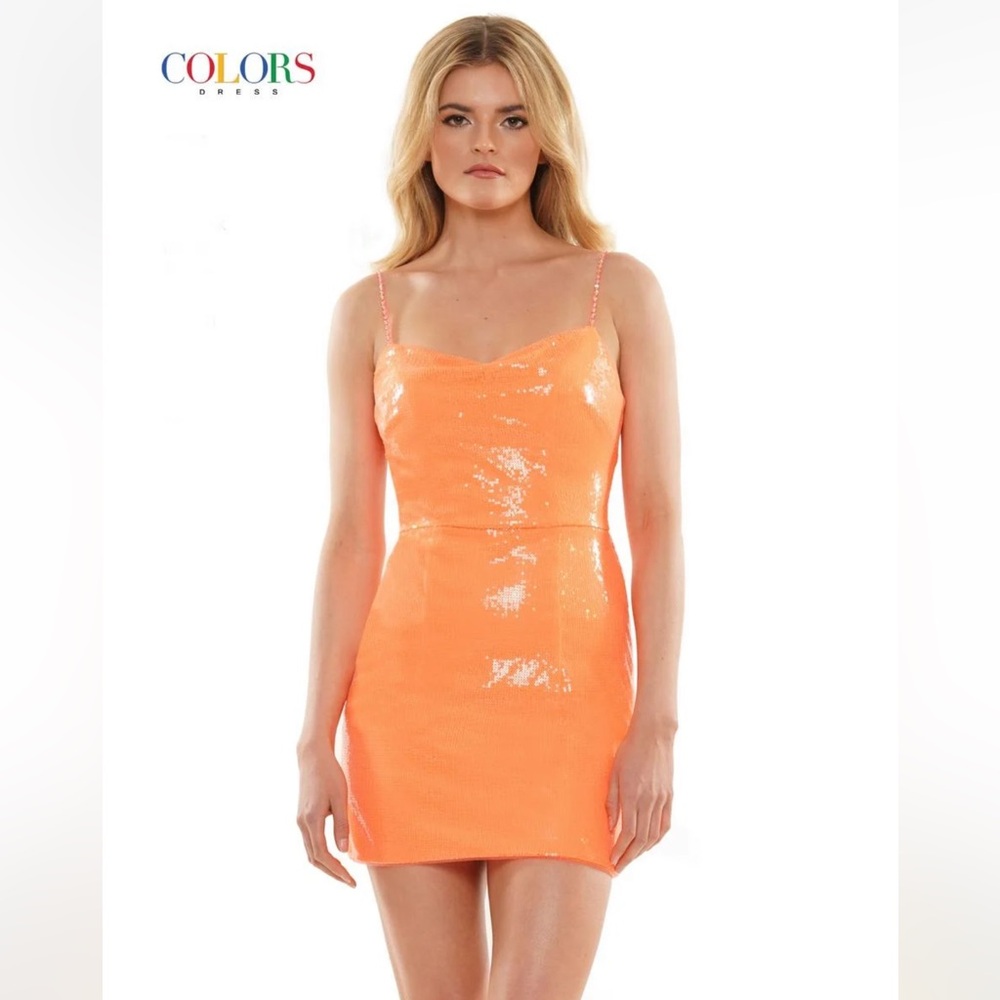 Stunning hoco dress!